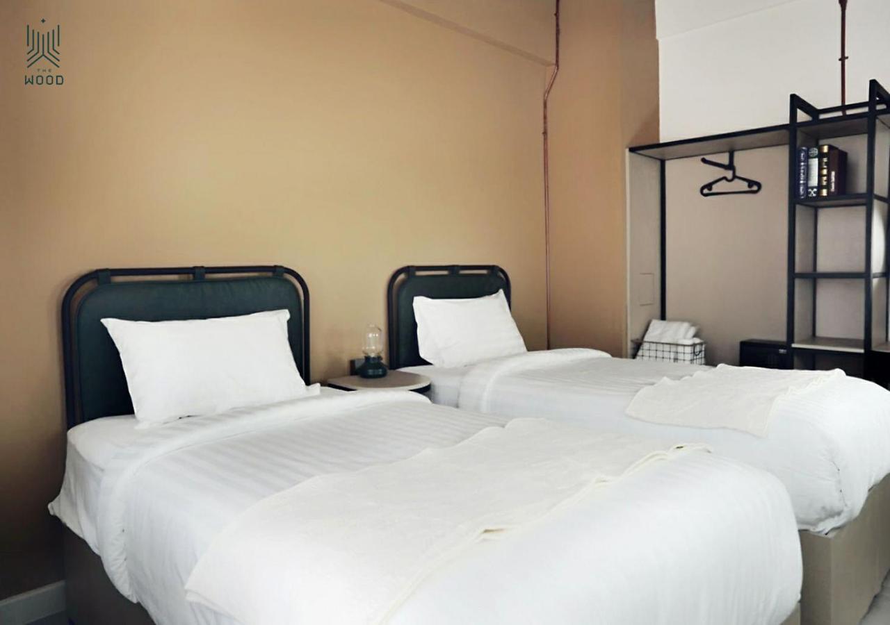 The Wood Hotell Surin Exteriör bild