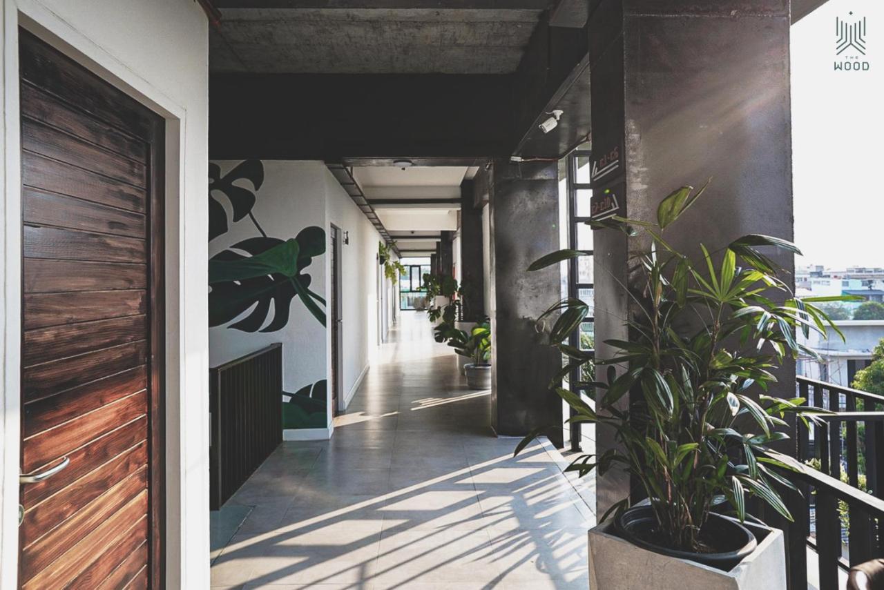 The Wood Hotell Surin Exteriör bild