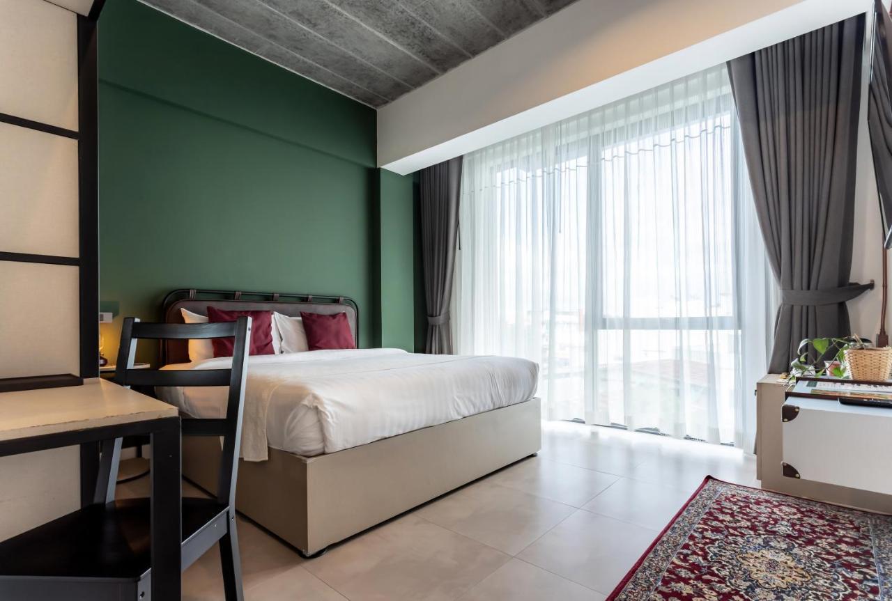 The Wood Hotell Surin Exteriör bild